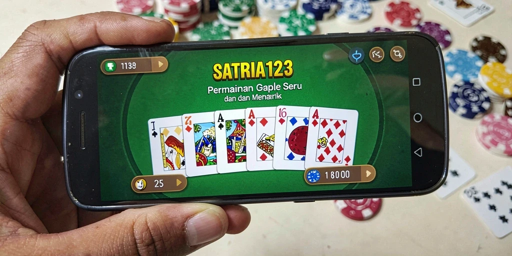 Gameplay seru dan interaktif dalam SATRIA123, permainan Gaple yang menyenangkan.
